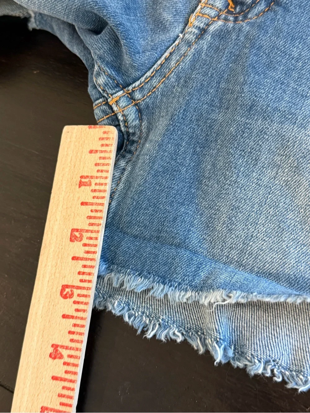Vineyard Vines Jamie Corded Blue Frayed Hem Denim Shorts Women’s Size 24